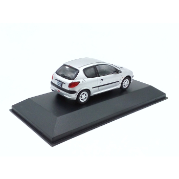 Peugeot 206 XS 1999 3-Door silver - skala 1:43 - Salvat/Hachette